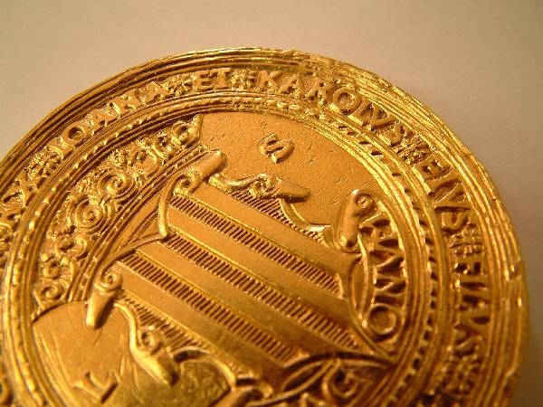 King of Aragon Memorial gift