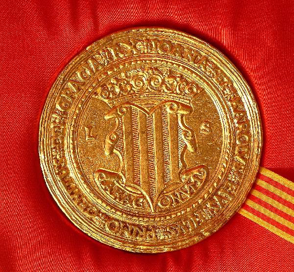 King of Aragon Memorial gift